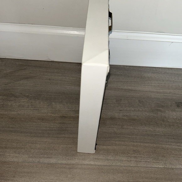 Canvas - Picture 2 of 3